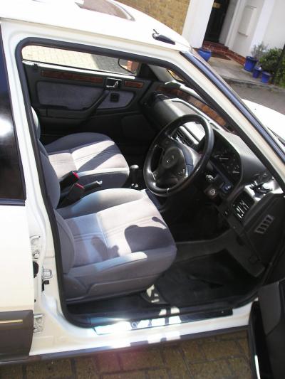 Image: small/Front Seats.jpg